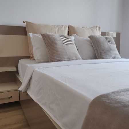 Coffee Residence Apartment Cu 2 Camere Bükreş Dış mekan fotoğraf
